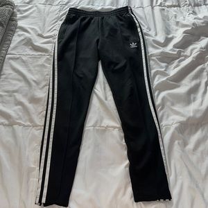 Women’s Adidas Trackpants